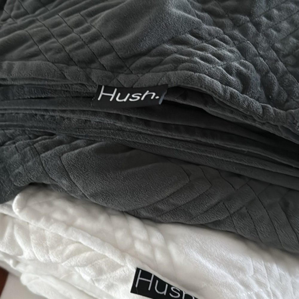 Hush Dark Gray and White Plush Blanket Set